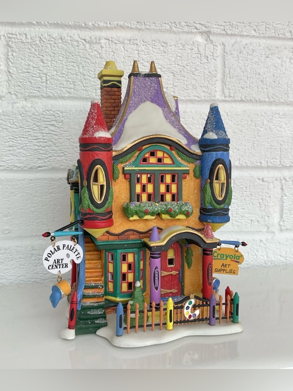 Department 56 North Pole Crayola Polar Palette Art Center 56726 Box Retired